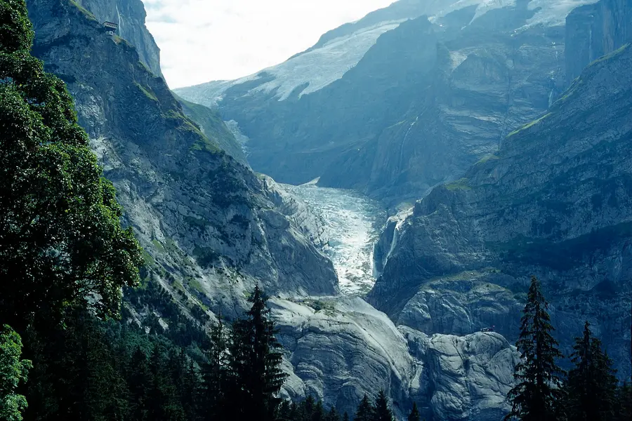 The Upper Grindelwald Glacier gorge below the Wetterhorn